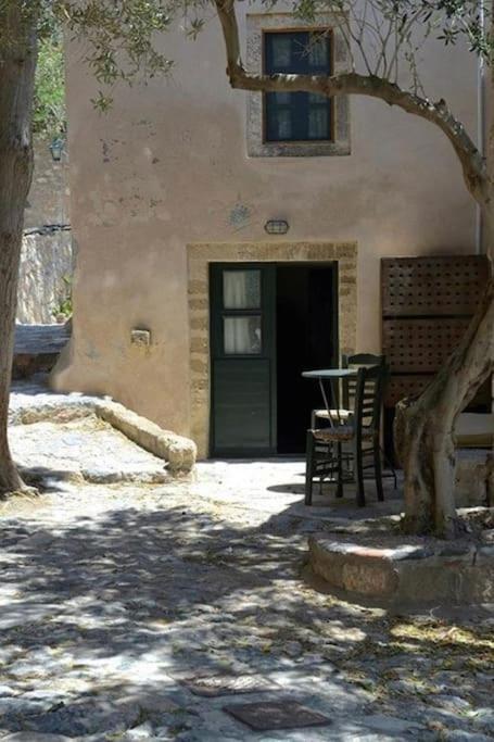 Nefeli Castle Stone House Inside The Fortress Monemvasia Exterior photo