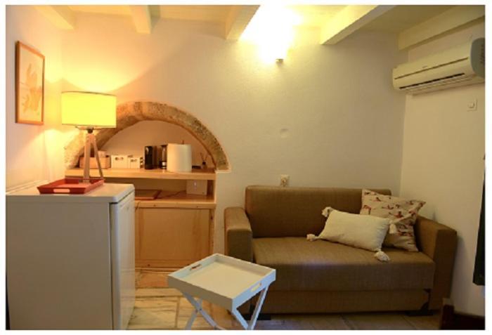Nefeli Castle Stone House Inside The Fortress Monemvasia Exterior photo
