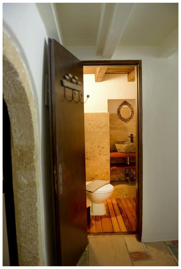 Nefeli Castle Stone House Inside The Fortress Monemvasia Exterior photo